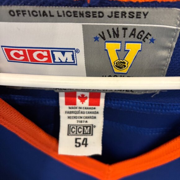 Bossy Vintage Islanders Jersey - Picture 3 of 6